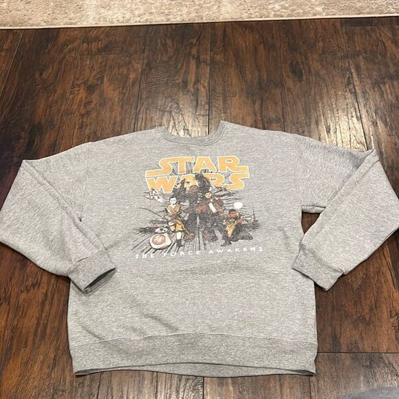 Star Wars The Force Awakens Crew Sweatshirt size M vintage look for cheap grey - Picture 1 of 8